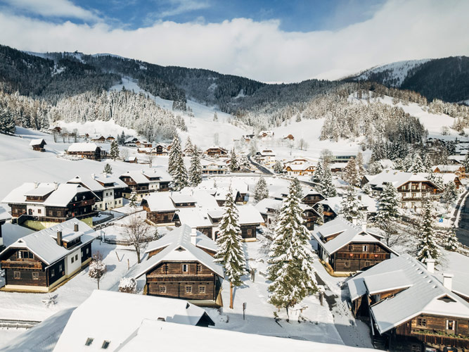 Familienfreundliches Slow Travel Resort Kirchleitn in den Kärntner Bergen Bad Kleinkirchheim, Winterurlaub für Familien.