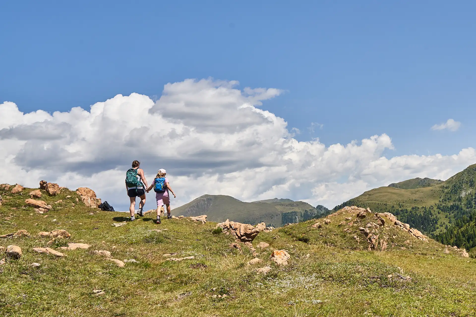 10-tipps-fuer-einen-erholsamen-urlaub Mutter und Tochter verbringen ein langes Wochenende in Kärnten und wandern auf der Alm in Bad Kleinkirchheim – 10 Tipps für einen erholsamen Urlaub